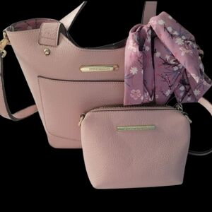STEVE MADDEN PURSE AND POUCH